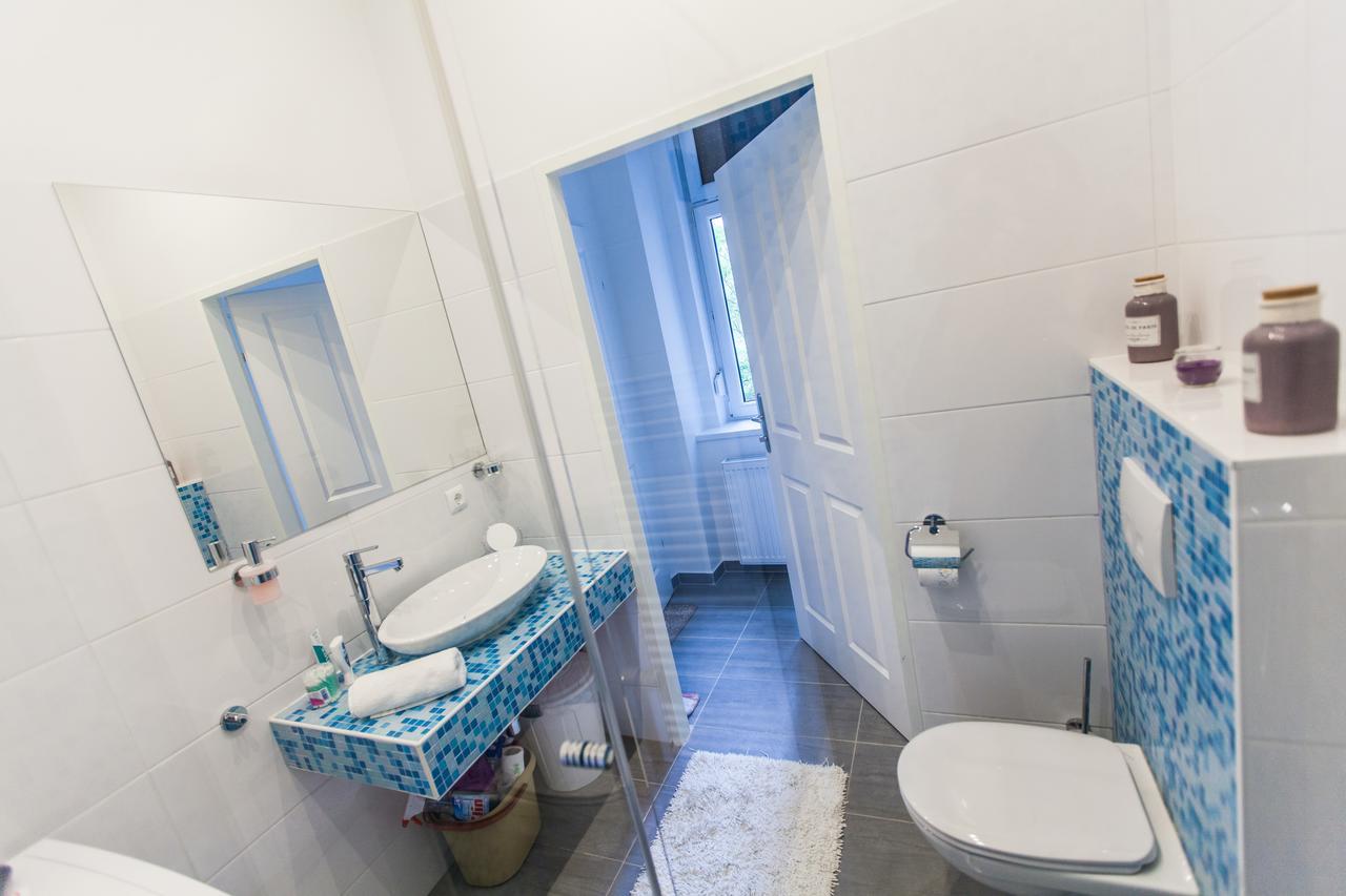 Vienna Market Apartments & Free Parking Luaran gambar