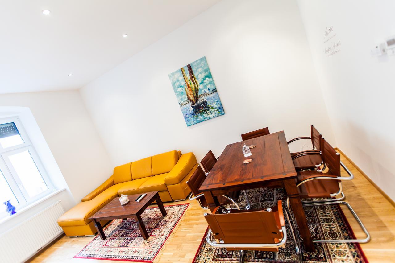 Vienna Market Apartments & Free Parking Luaran gambar