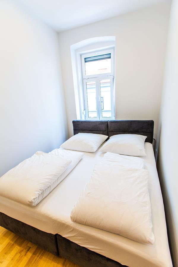 Vienna Market Apartments & Free Parking Luaran gambar